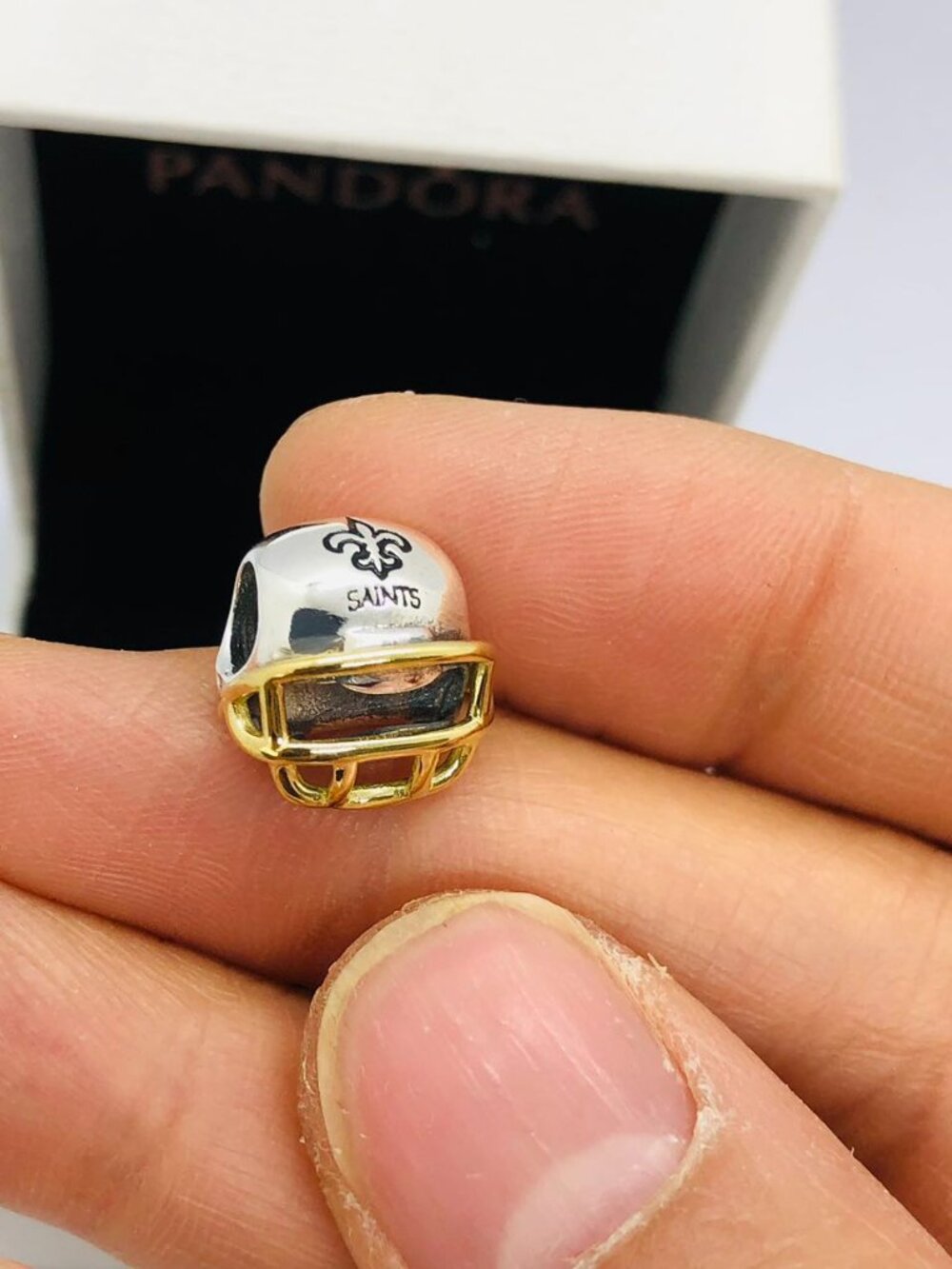 ✨🔥Pandora Football Helmet NFL New Orleans Saints Charm